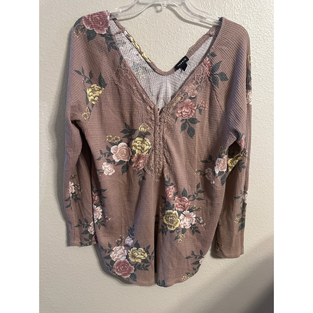 Torrid Floral Waffle Knit V Neck Long Sleeve Button Front Top